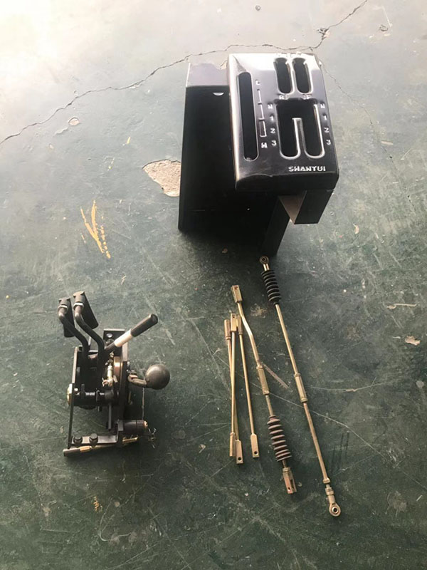 變速轉向油門聯桿總成
